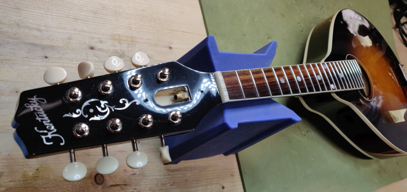 kentucky mandolin